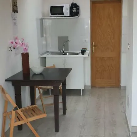 Estudio * La Santa